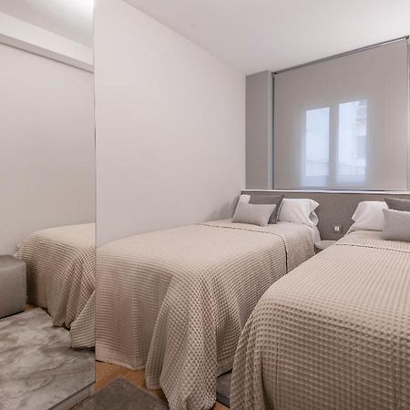 Poble Nou II You Stylish Apartments Barcelona Bagian luar foto