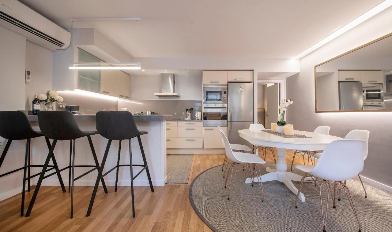 Poble Nou II You Stylish Apartments Barcelona Bagian luar foto